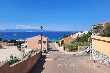 ツーリストアパートメント Case Vacanza Santa Teresa Gallura