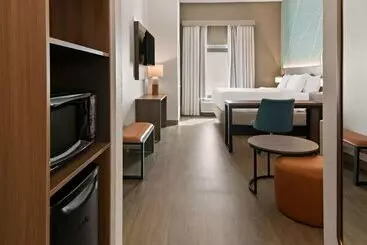 호텔 Comfort Suites Granbury