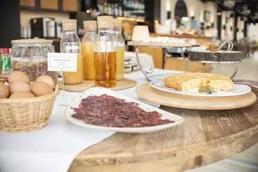 Hotel Villa Rosario Ii, Edificio Moderno