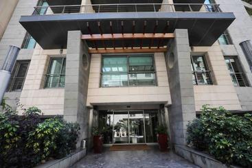 آپارتمان‌های توریست‌ها Sky Suites