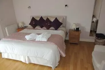 The Manor Coach House