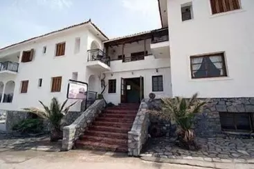 ホテル Pramataris