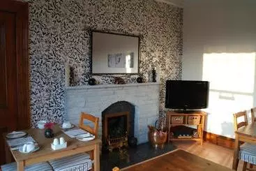 A  Turasmara Guest House