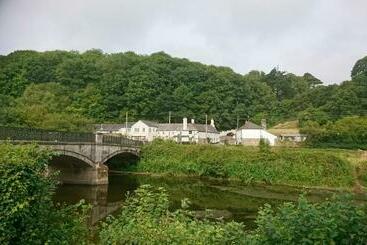 Nocleg ze śniadaniem The Rising Sun