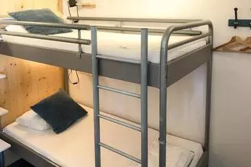 Gästgiveri Riverlodge Tcs Training & Freizeit Ag