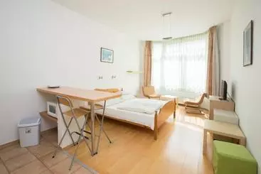 游客公寓 Astra Apartment