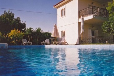 Apartamentos turísticos Dryoussa Apartments