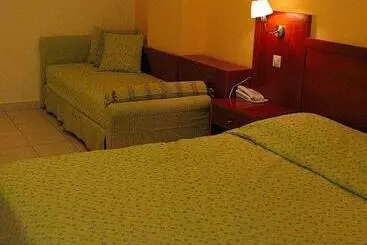 בית מלון כפרי Artemis