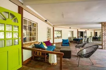 Hotel Damara Mopane Lodge