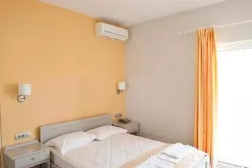 מלון דירות Phaedra