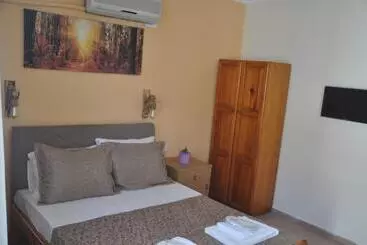 アパートホテル Dalyando