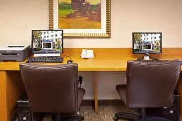 호텔 Candlewood Suites Indianapolis Downtown Medical District, An Ihg