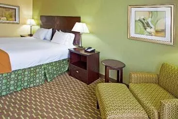 Отель Holiday Inn Express And Suites Saint Augustine North, An Ihg