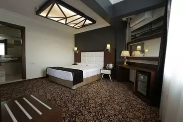 Hotel Adramis Termal