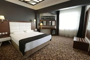 Hotel Adramis Termal