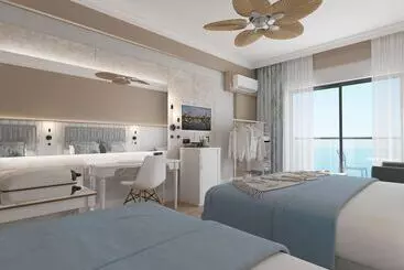 בית מלון כפרי Seven Seas Palmeras Bay