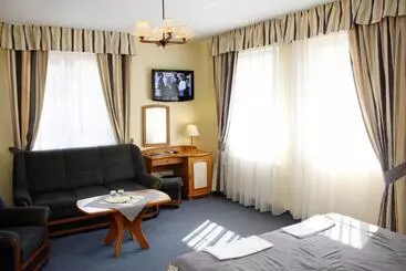 Hotelli Lévay Villa