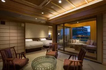 Hotel Kotohira Kadan