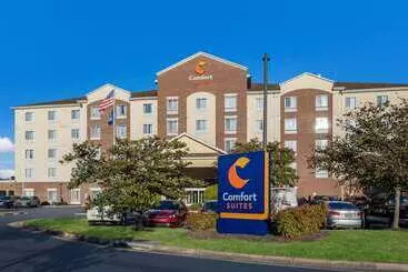 ホテル Comfort Suites Suffolk  Chesapeake
