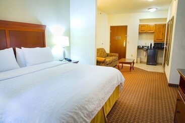 Holiday Inn Express Hotel & Suites Center, An Ihg