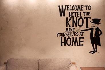 Otel The Knot Yokohama