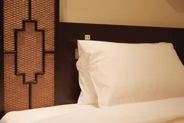 בית מלון כפרי Vessel Inn Hakata Nakasu