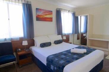 Pinnacles Edge Resort