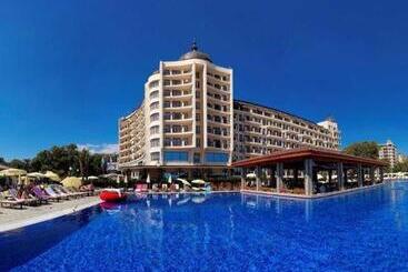 Admiral Hotel Ultra All Inclusive & Private Beach