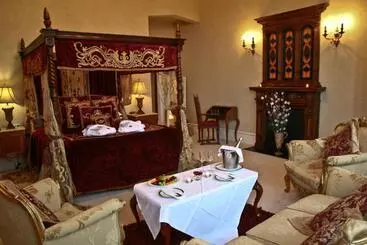 Kilronan Castle Hotel & Spa