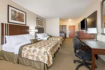 Szálloda Ramada By Wyndham Wainwright