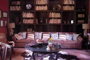 Отель Hacienda El Roble