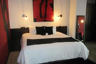 Tantalo Hotel Kitchen Roofbar