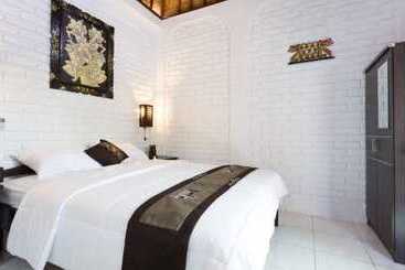 בית מלון כפרי New Danas Canggu Guest House
