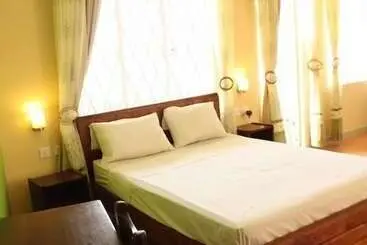 Le Cactus Guest House