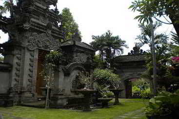 Taman Suci Suite & Villas