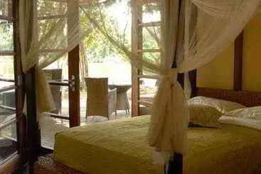 Hotel Bergendal Eco & Cultural River Resort