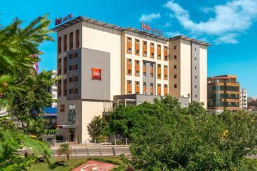 هتل Ibis Adana