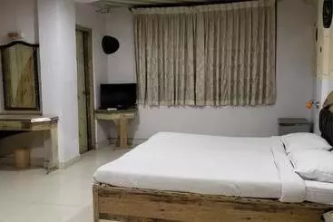 Hotel Sarovar