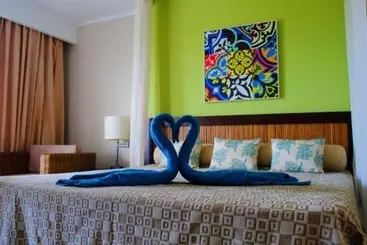 هتل Playa Cayo Santa Maria