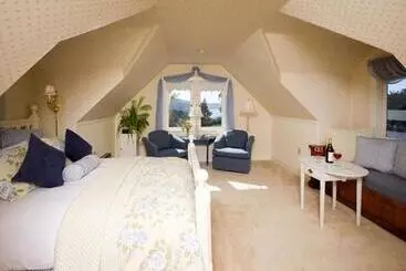 Headlands Inn Bed And Breakfast