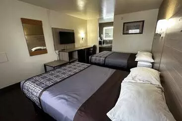 호텔 Budget Inn Nassawadox