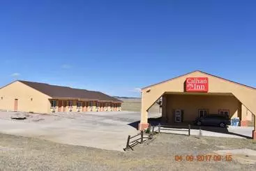 ホテル Calhan Inn