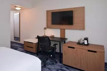 Отель Fairfield Inn & Suites By Marriott Pittsburgh New Stanton
