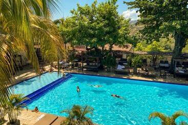 酒店 Mariscal Robledo