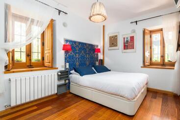 هتل روستایی El Torreon De Navacerrada