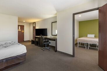 فندق Sleep Inn & Suites Pleasant Hill  Des Moines