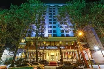 Espinas International Hotel