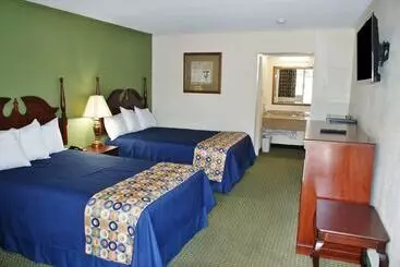 هتل Americas Best Value Inn Ft. Jackson