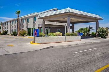 فندق على الطريق Lakeside Inn Lake Havasu City