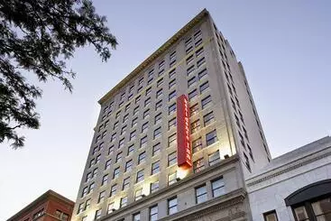 Апарт-отель Residence Inn Columbus Downtown